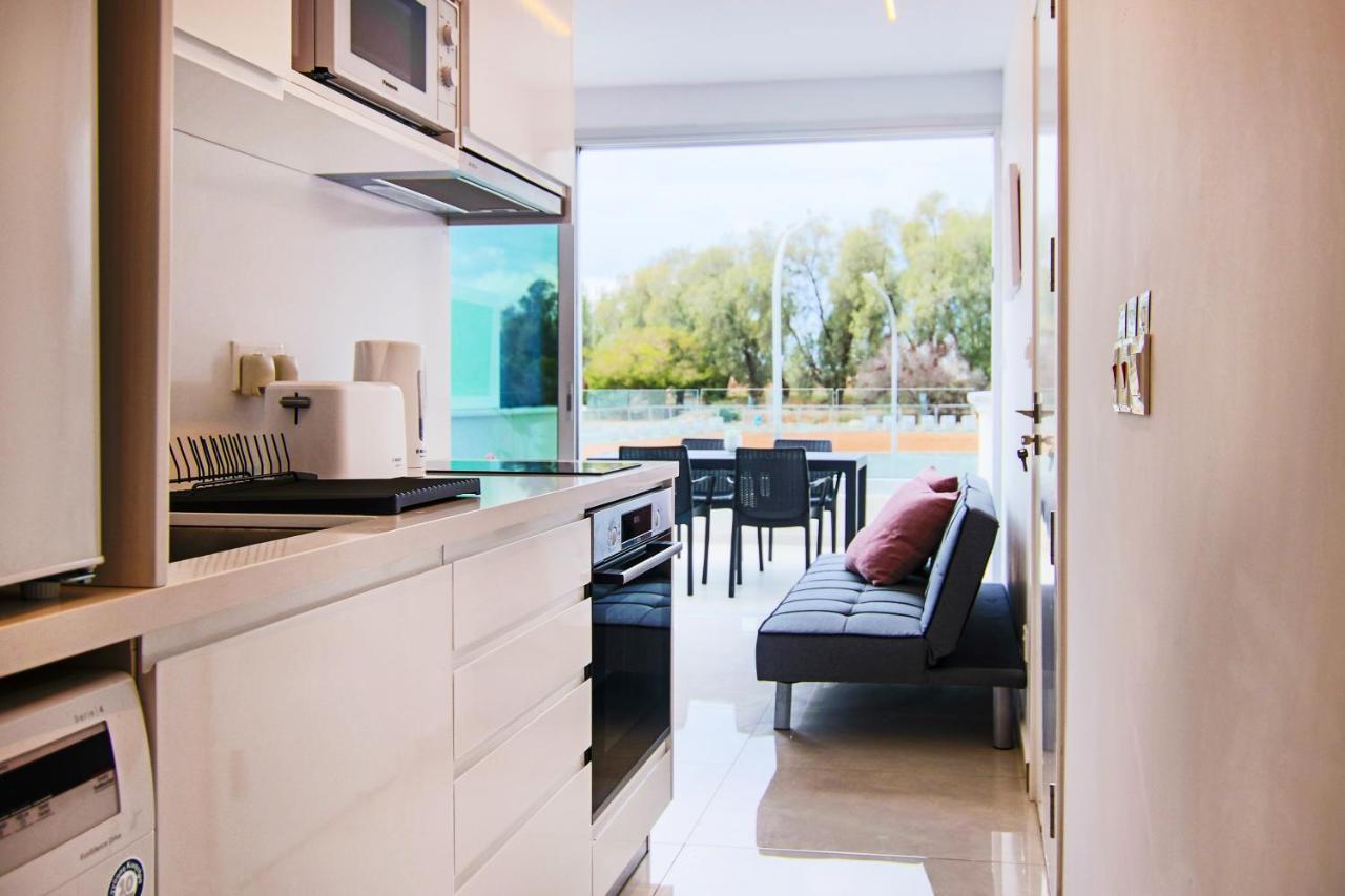Phaedrus Living - Seaside Luxury Flat Harbour 109 Paphos Exterior foto