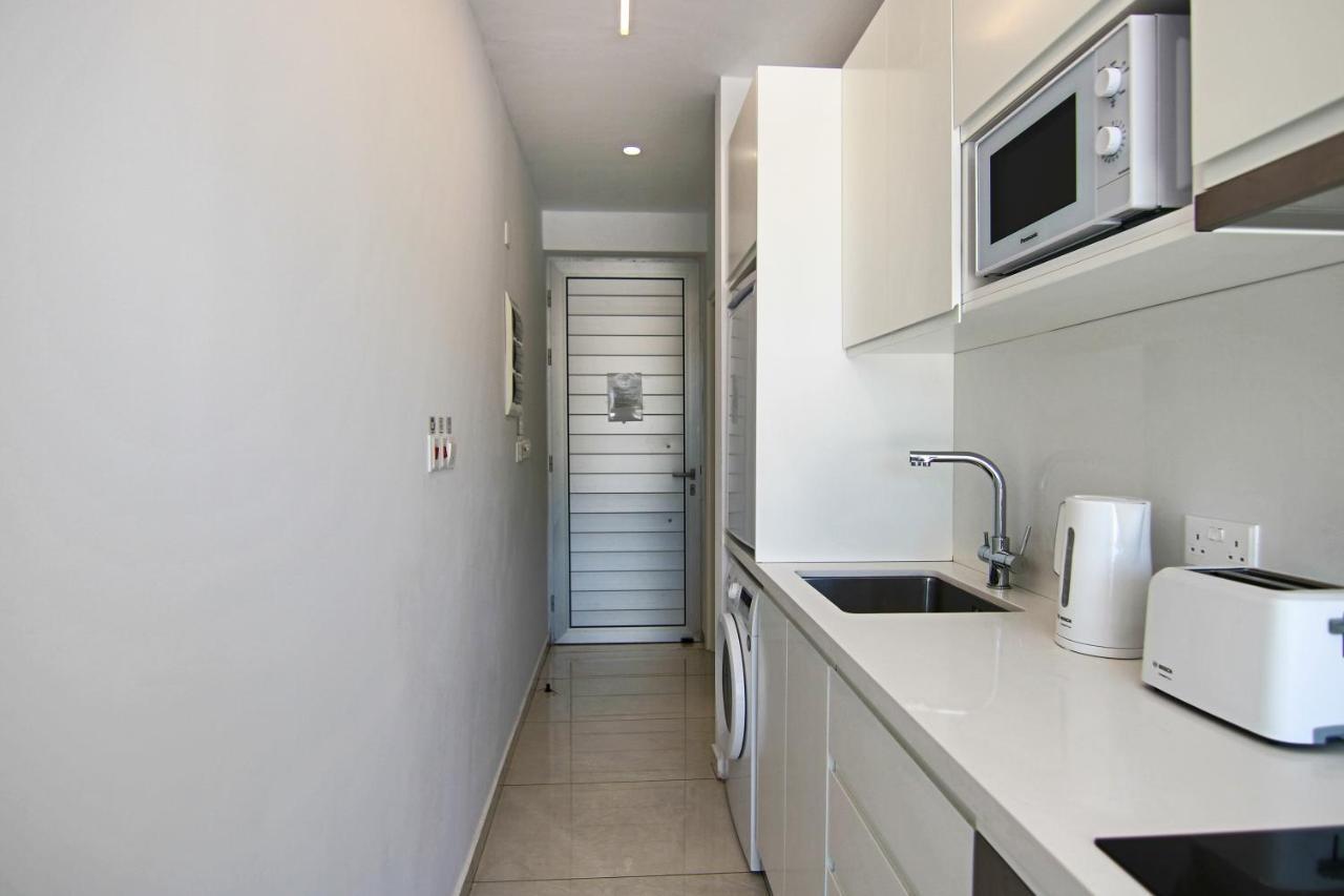 Phaedrus Living - Seaside Luxury Flat Harbour 109 Paphos Exterior foto